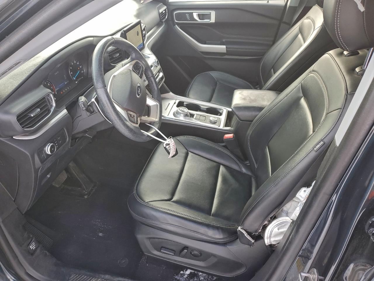 Ford Explorer Xlt Image 3