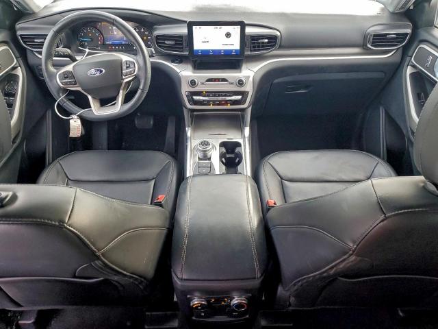 Ford Explorer Xlt Image 4