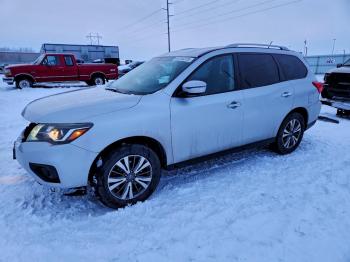  Salvage Nissan Pathfinder