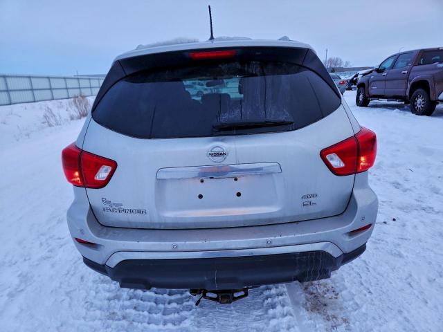 Nissan Pathfinder S Image 7