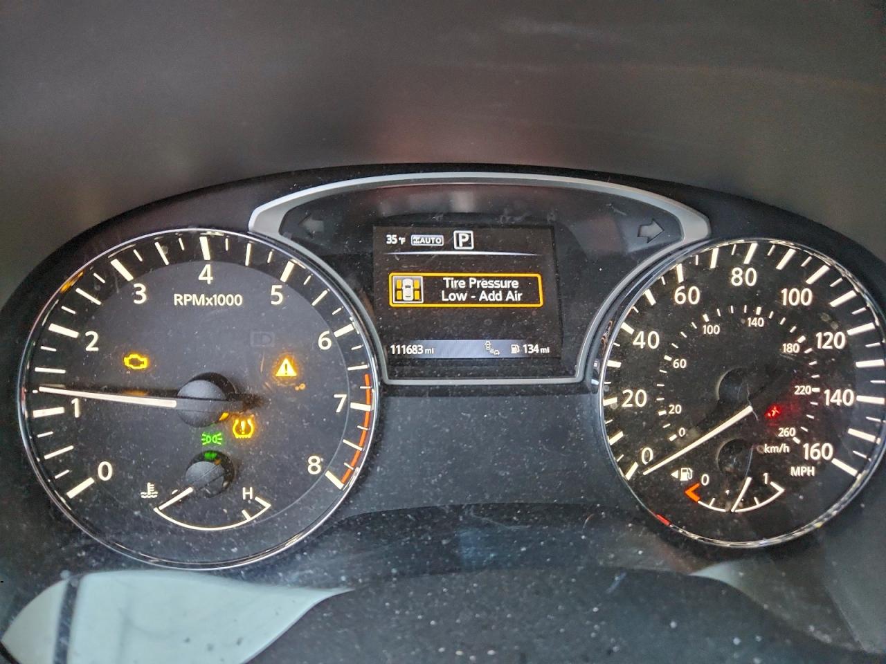 Nissan Pathfinder S Image 14