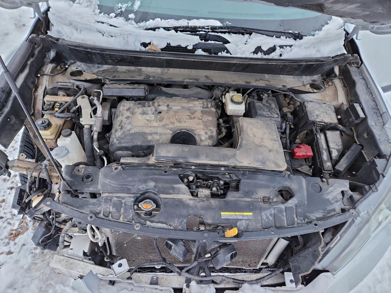 Nissan Pathfinder S Image 12