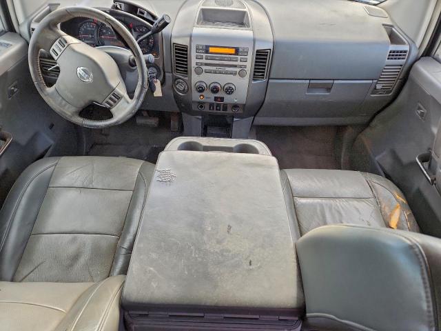 Nissan Titan Xe Image 11