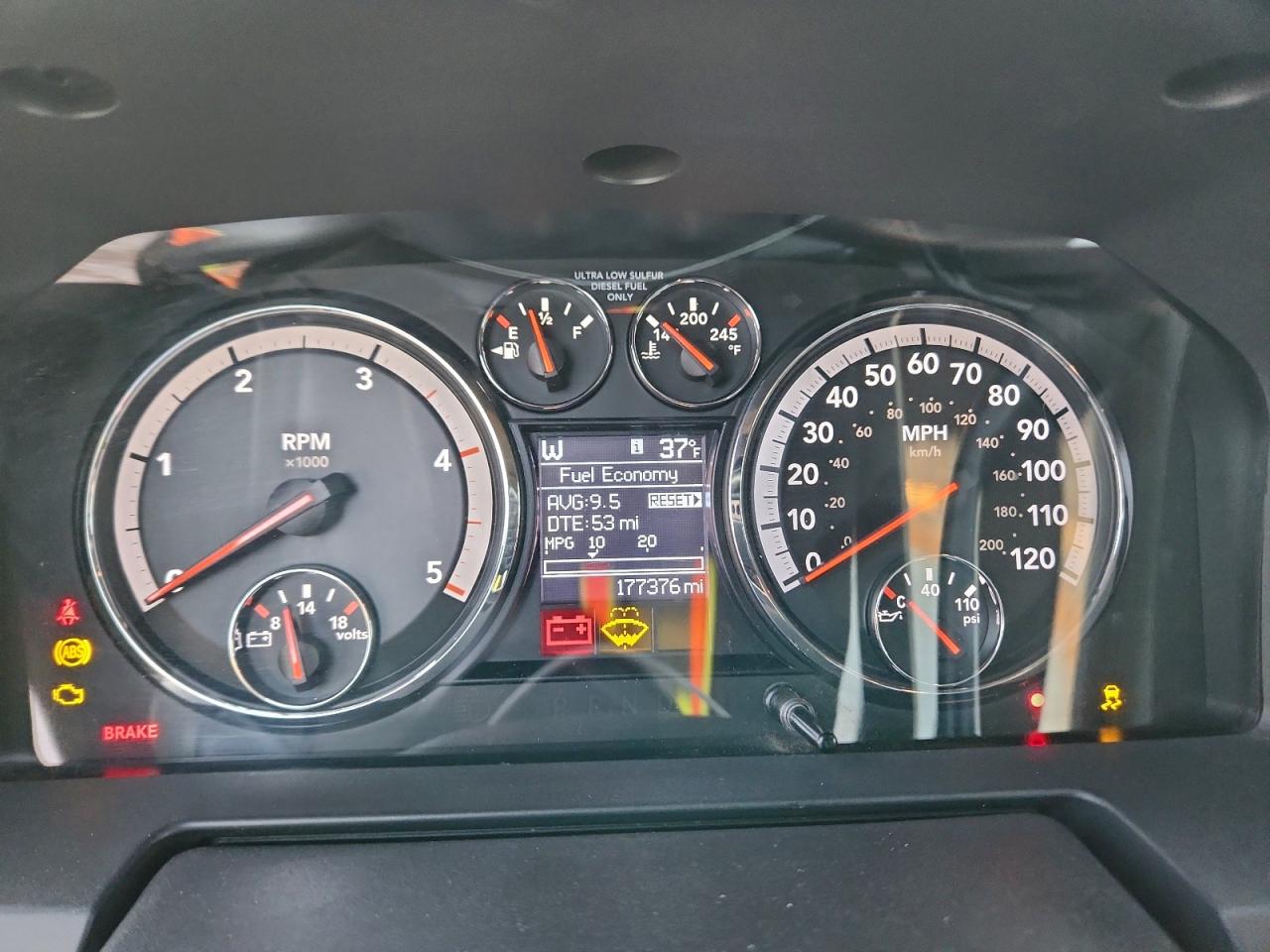 Dodge Ram 2500 Laramie Image 6