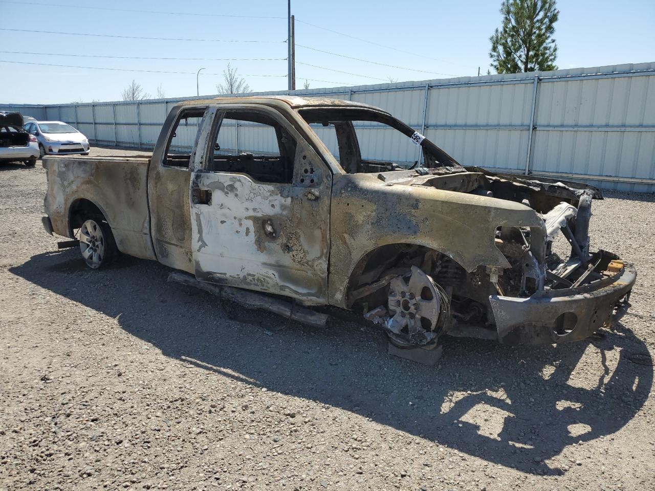 Ford F-150 Super Cab Image 3