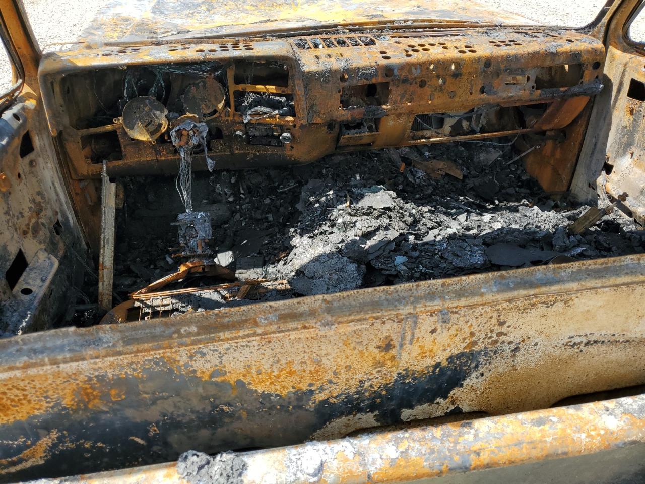 Chevrolet Ck Series Image 4