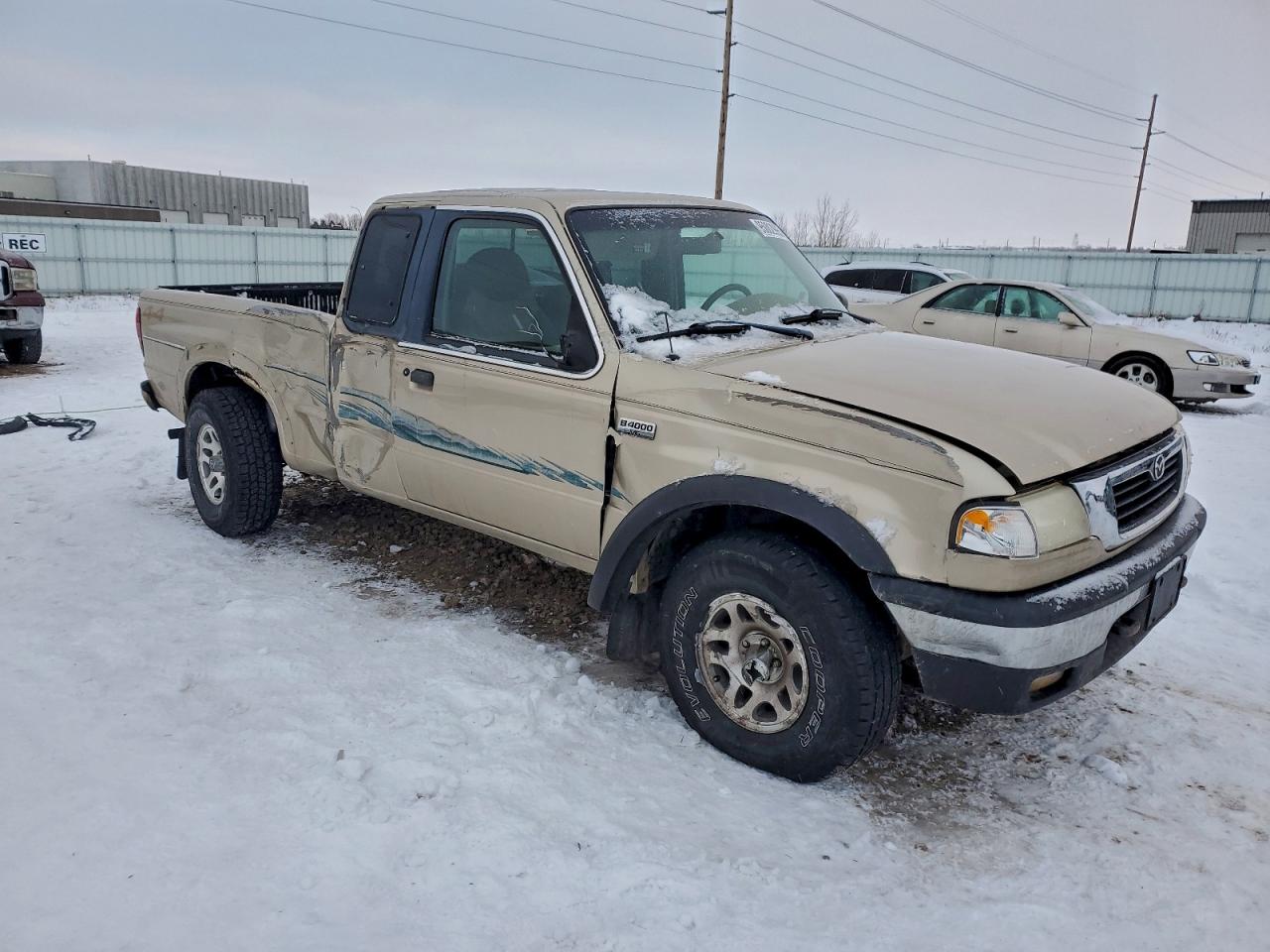 Mazda B Series Cab Plus Image 2