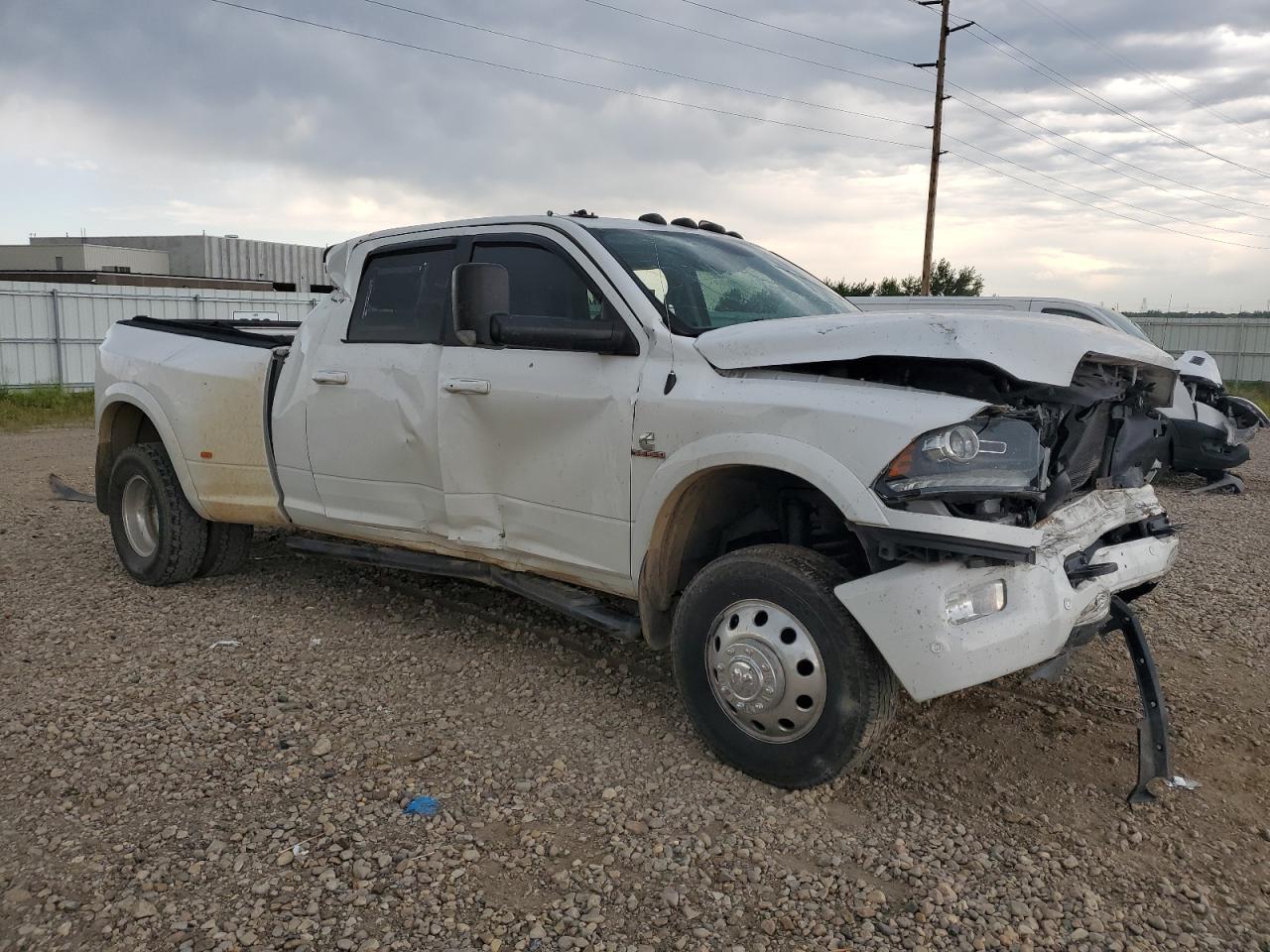 Ram 3500 Laramie Image 5