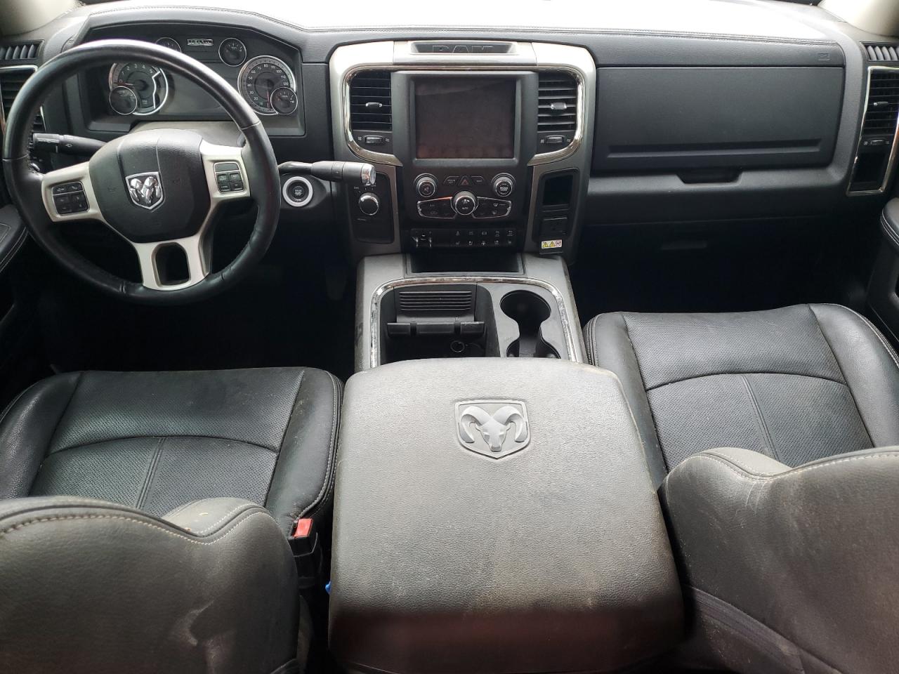 Ram 3500 Laramie Image 7