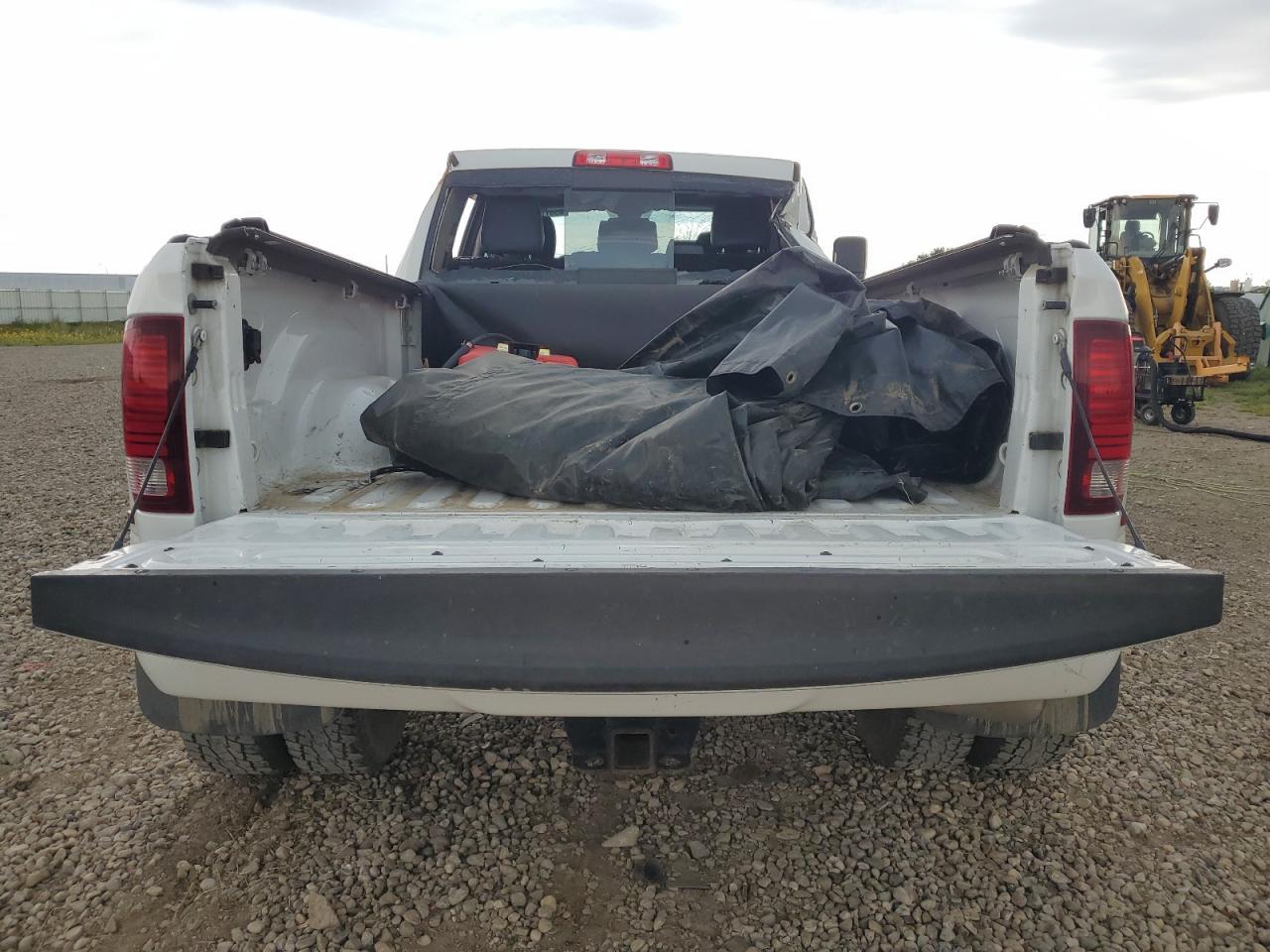 Ram 3500 Laramie Image 12