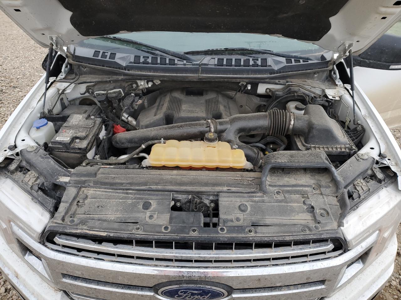 Ford F-150 Supercrew Image 7