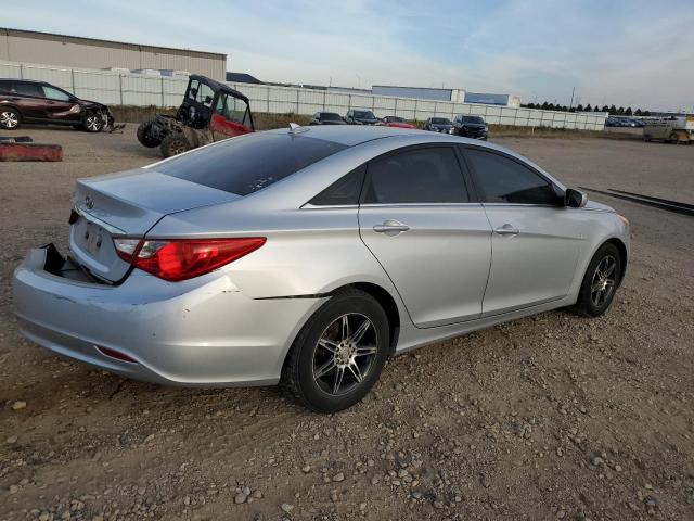 Hyundai SONATA Gls Image 4