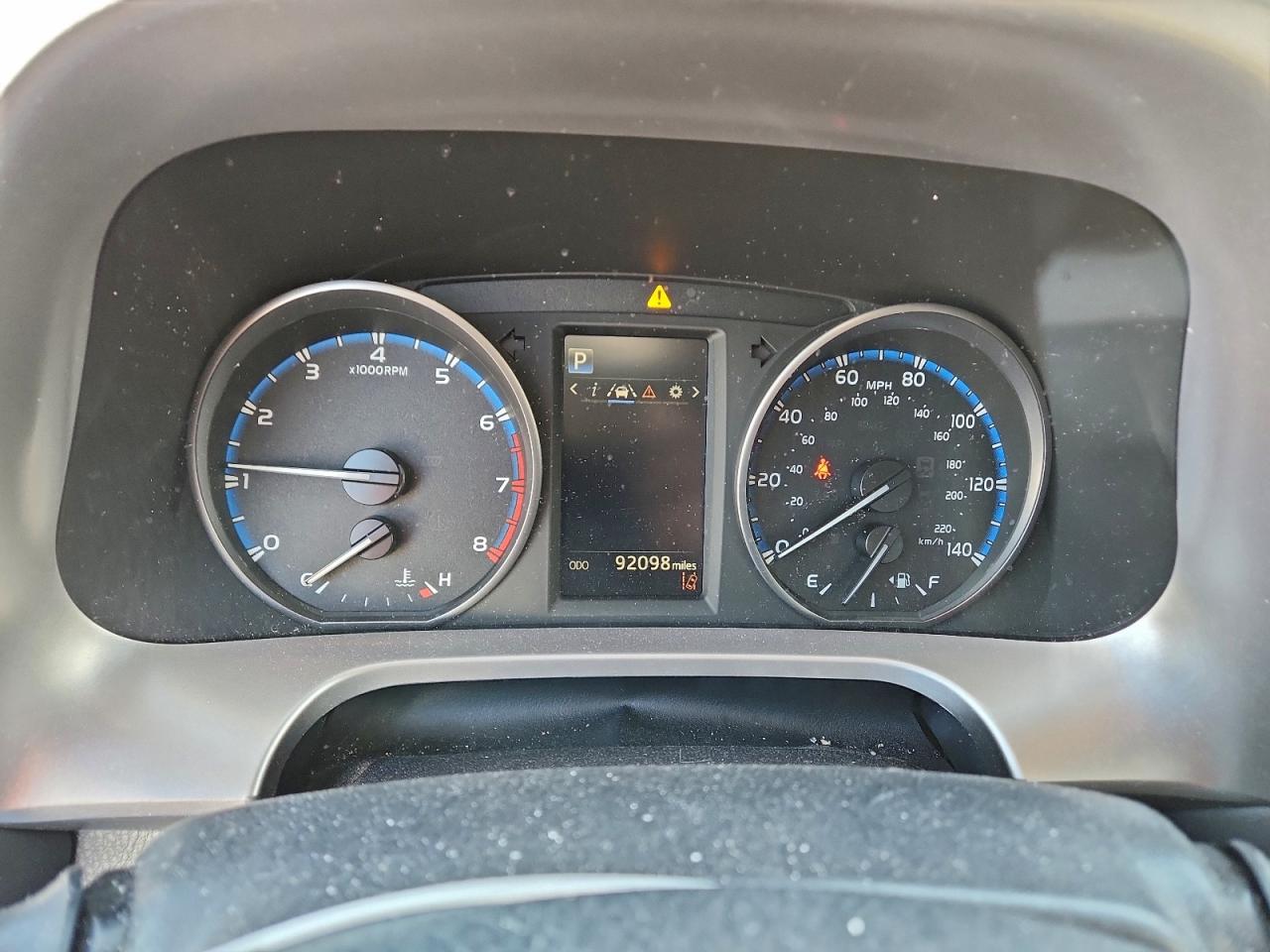 Toyota RAV4 Le Image 5