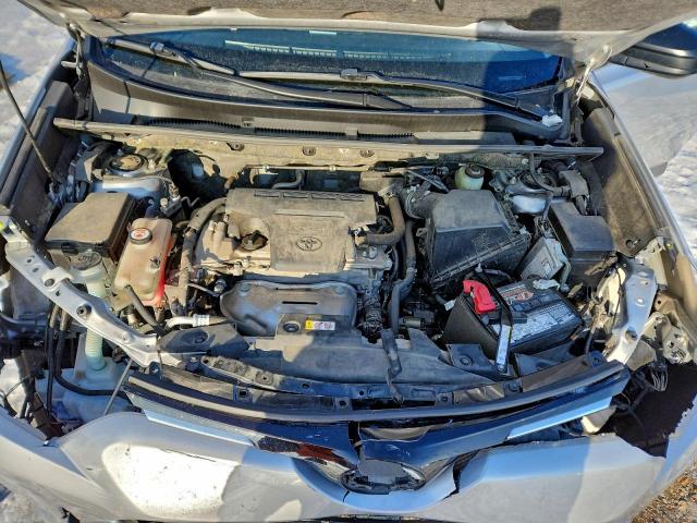 Toyota RAV4 Le Image 13