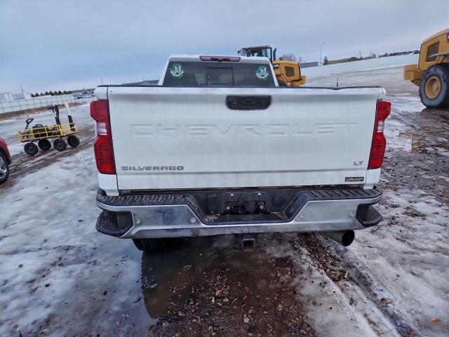 Chevrolet Silverado K2500 Heavy Duty Lt Image 4