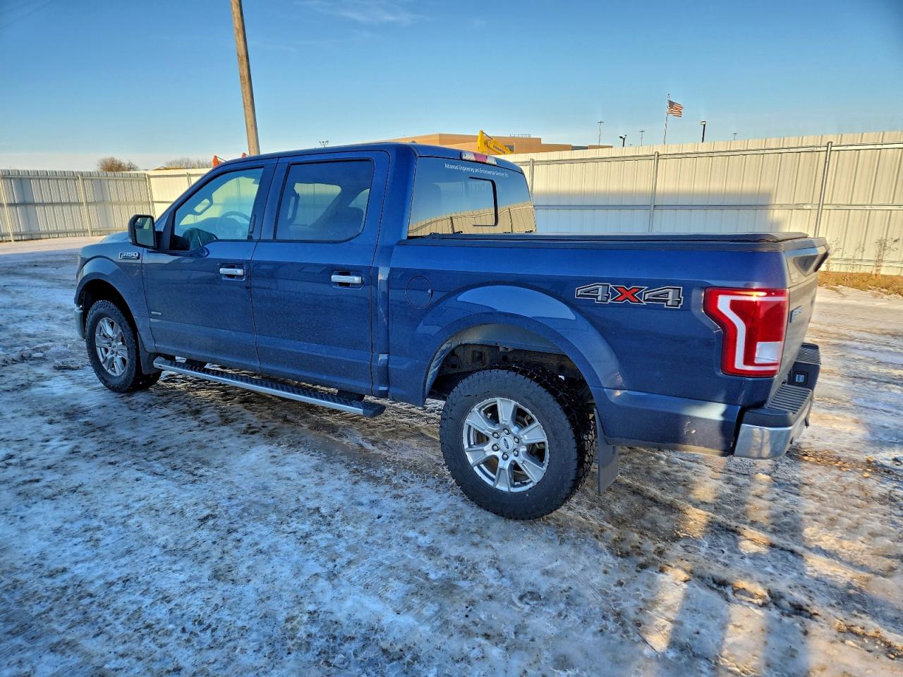 Ford F-150 Supercrew Image 4