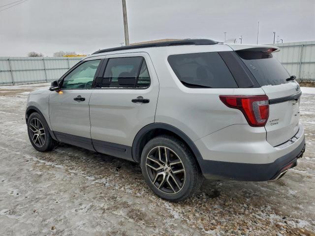 Ford Explorer Sport Image 5