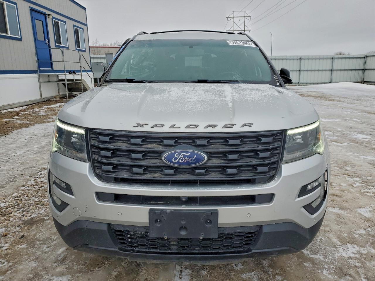 Ford Explorer Sport Image 6