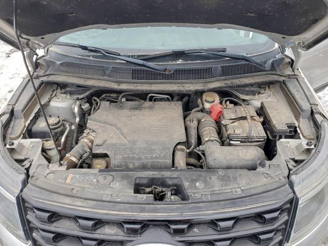 Ford Explorer Sport Image 9