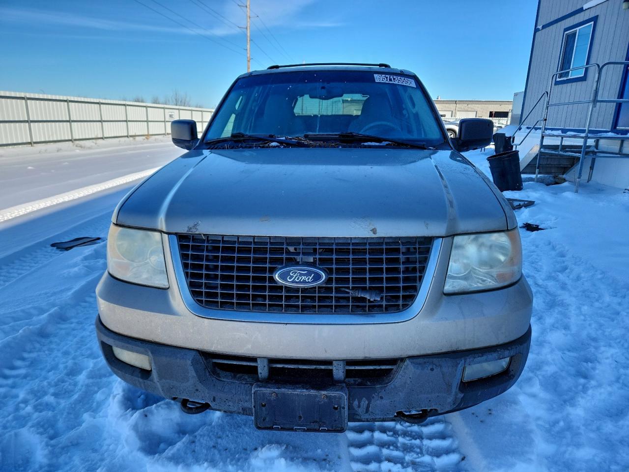 Ford Expedition Xlt Image 11